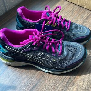 ASICS NEW without box womens size 8
